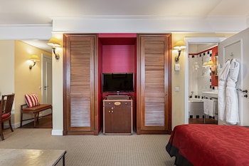 room-image