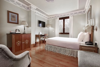 room-image
