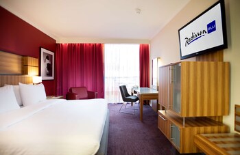 room-image