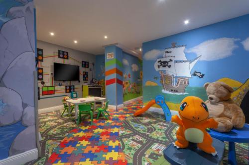room-image