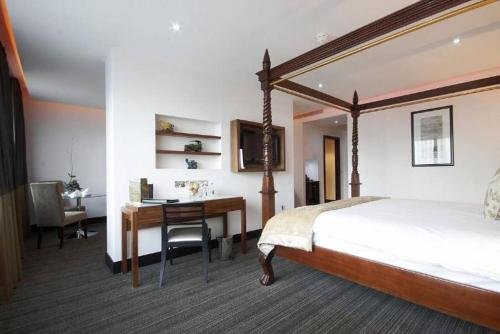 room-image