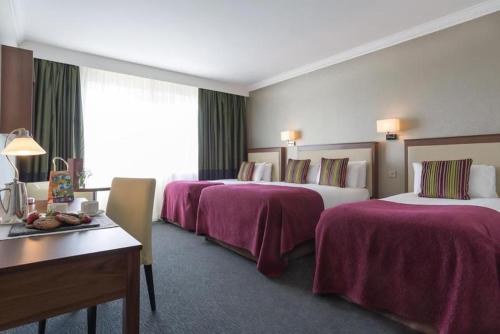 room-image