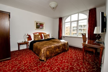 room-image