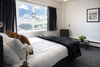 room-image