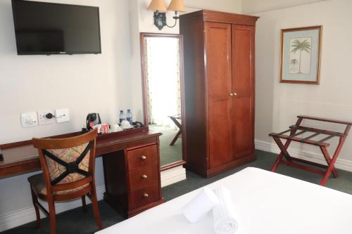 room-image