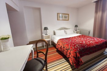 room-image