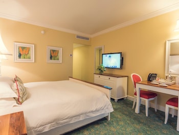 room-image