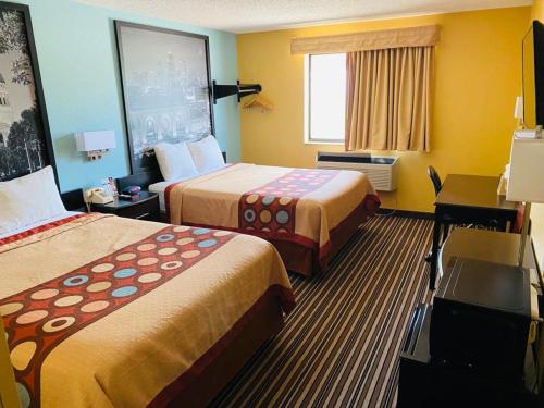 room-image