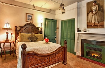 room-image