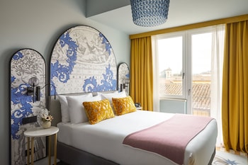 room-image