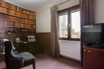 room-image