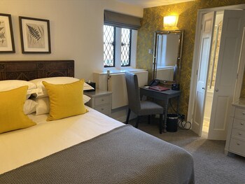 room-image