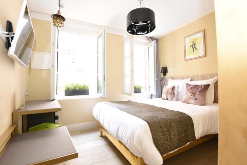 room-image