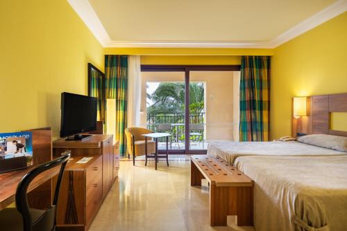 room-image