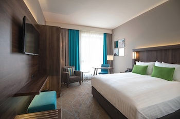 room-image