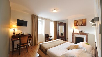 room-image