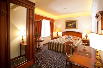 room-image