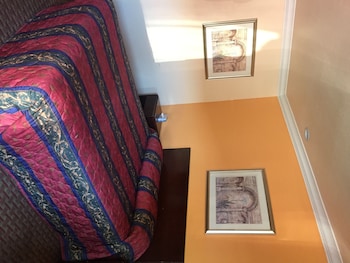 room-image