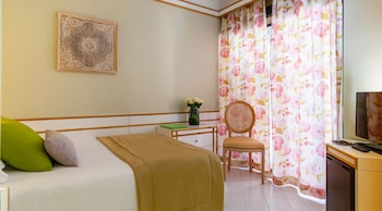 room-image