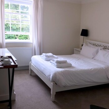 room-image