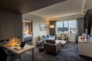 room-image