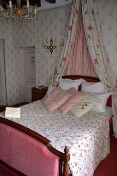 room-image