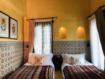 room-image