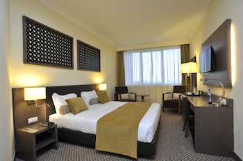 room-image