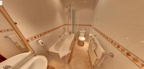 room-image