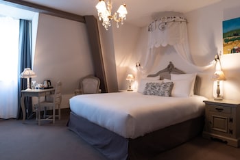 room-image