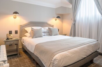 room-image