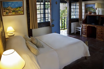 room-image