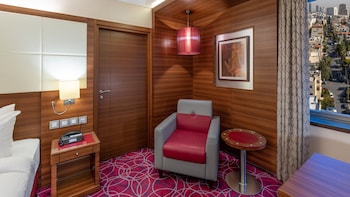 room-image