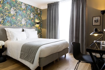 room-image