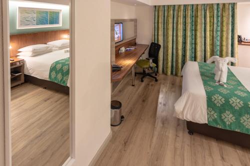 room-image