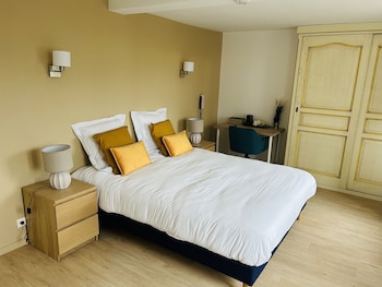 room-image