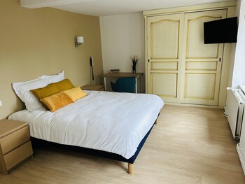 room-image
