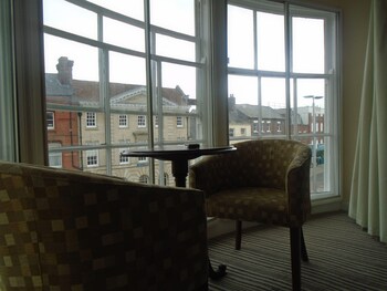 room-image