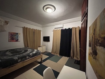 room-image
