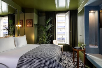 room-image