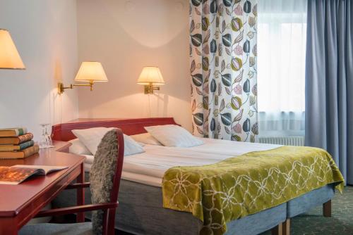 room-image