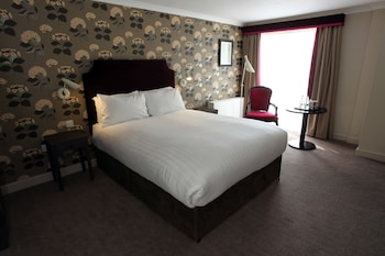room-image