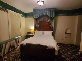 room-image