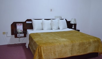 room-image