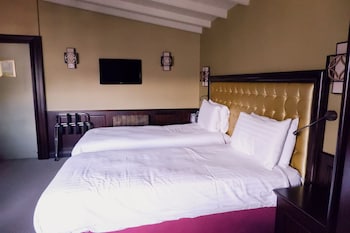 room-image