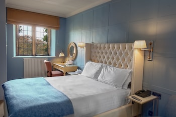 room-image