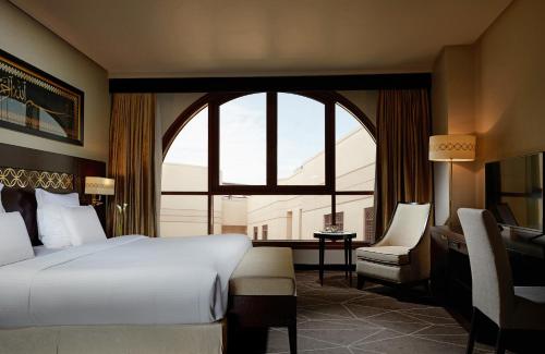 room-image