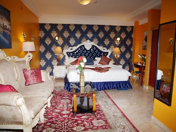 room-image