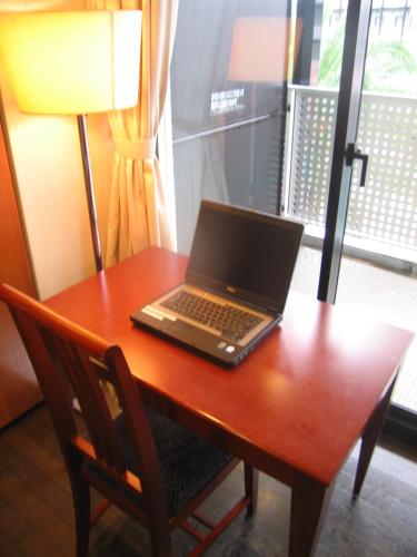 room-image