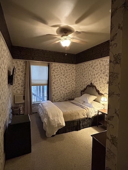 room-image